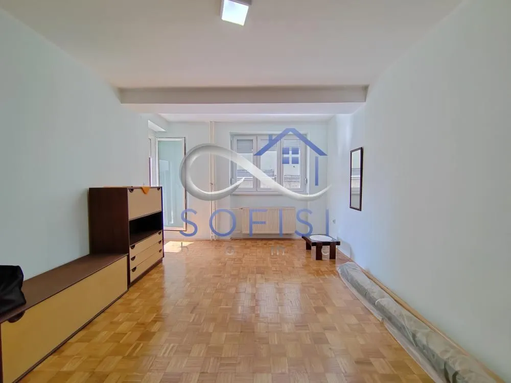 Izdavanje, jednosoban stan, 42m², Sajam, Novi Sad Sve Podlokacije