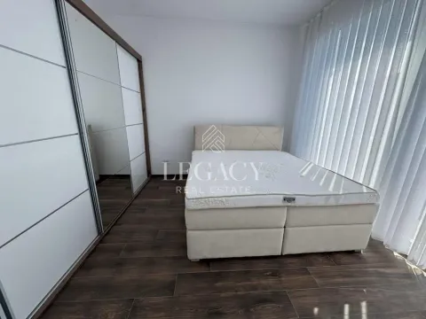 Sale, four bedroom apartment, 190m², Južni Bulevar, Vračar Sve Podlokacije - image 7
