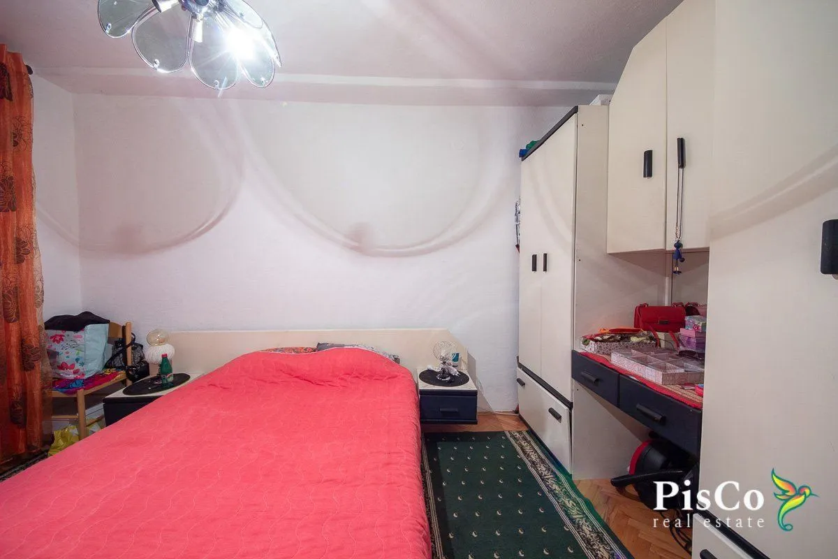 Prodaja, kuća, 400m², Stara Varoš, Podgorica