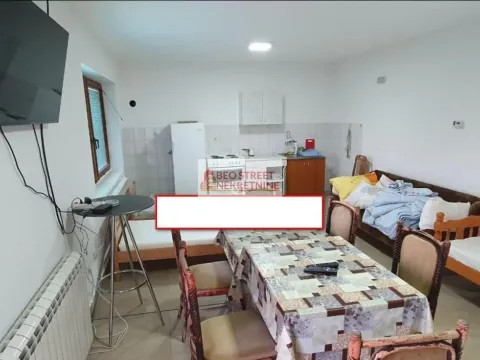 Rent, house, 200m², Voždovac Sve Podlokacije, Beograd - image 6