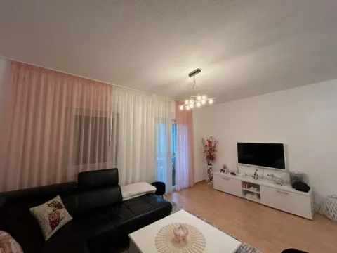 Prodaja, jednosoban stan, 55m², Ilino, Bar - image 3