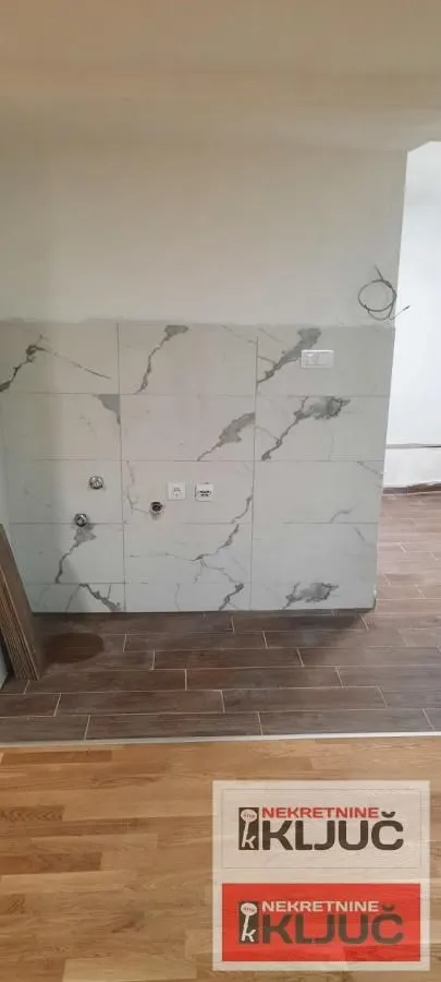 Prodaja, garsonjera, 28m², Adice, Novi Sad Sve Podlokacije
