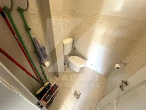 Izdavanje, poslovni prostor, 52m², Zabjelo, Podgorica - image 9