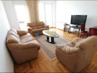 Izdavanje, dvosoban stan, 70m², Kalenić Pijaca, Vračar Sve Podlokacije - image 1