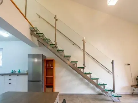 Prodaja, dvosoban stan, 98m², Budva, Crna Gora - image 18