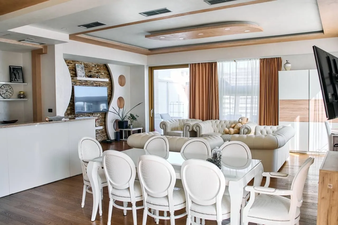 Daily-rent, two bedroom apartment, 130m², Centar, Budva