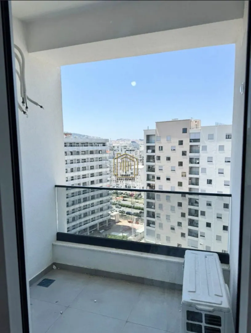 Sale, two bedroom apartment, 74m², Centar, Bar