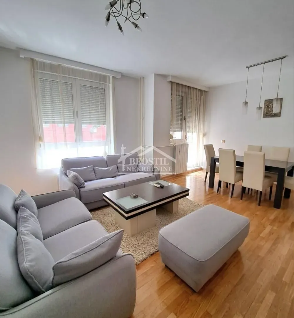 Rent, three bedroom apartment, 81m², Crveni Krst, Beograd