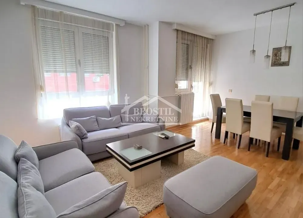 Rent, three bedroom apartment, 81m², Crveni Krst, Beograd