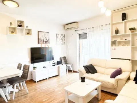 Prodaja, stan, 68m², City Kvart, Podgorica