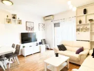 Prodaja, stan, 68m², City Kvart, Podgorica - image 1