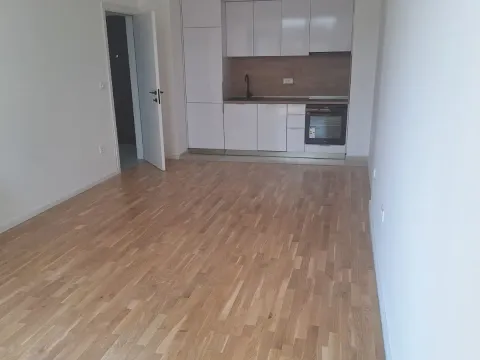 Rent, two bedroom apartment, 68m², Stari Aerodrom, Podgorica - image 2