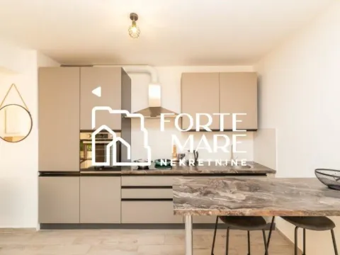 Sale, two bedroom apartment, 70m², Đenovići, Herceg Novi - image 4