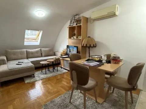 Stan in Uciteljsko Naselje