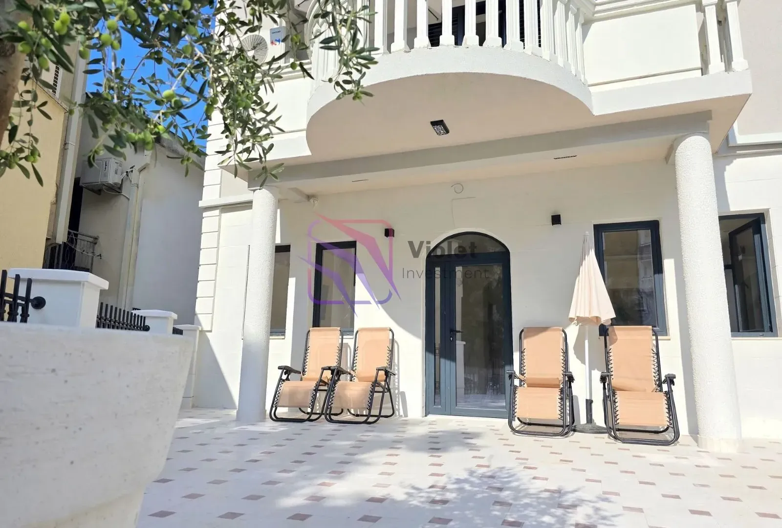 Izdavanje, ugostiteljski objekat, 440m², Adok, Budva