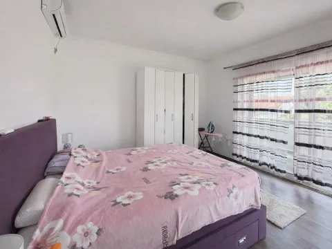 Sale, house, 180m², Gornja Gorica, Podgorica - image 6