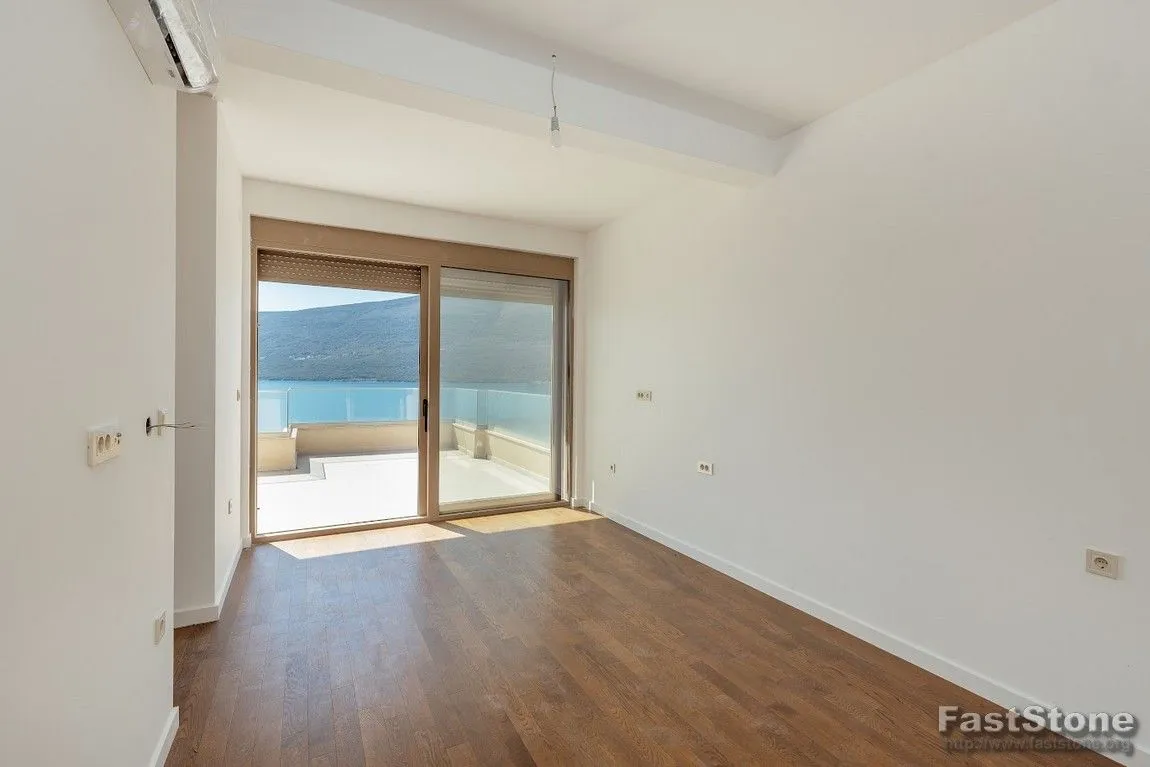 Prodaja, kuća, 144m², Đenovići, Herceg Novi