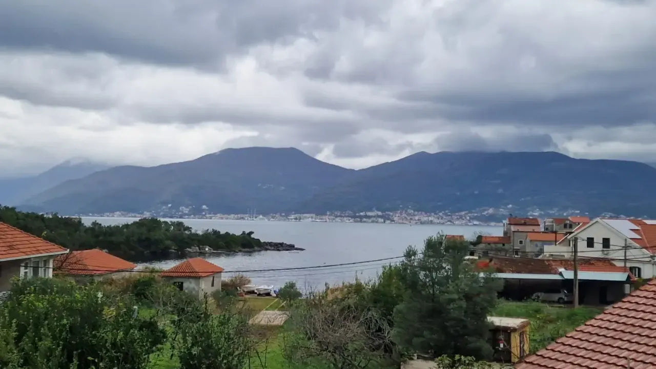 Prodaja, kuća, 160m², Tivat, Crna Gora