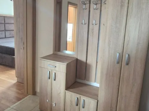 Izdavanje, jednosoban stan, 51m², Centar, Bar - image 7