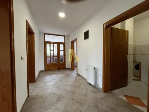 Izdavanje, trosoban stan, 120m², Veternik, Novi Sad Sve Podlokacije - image 10
