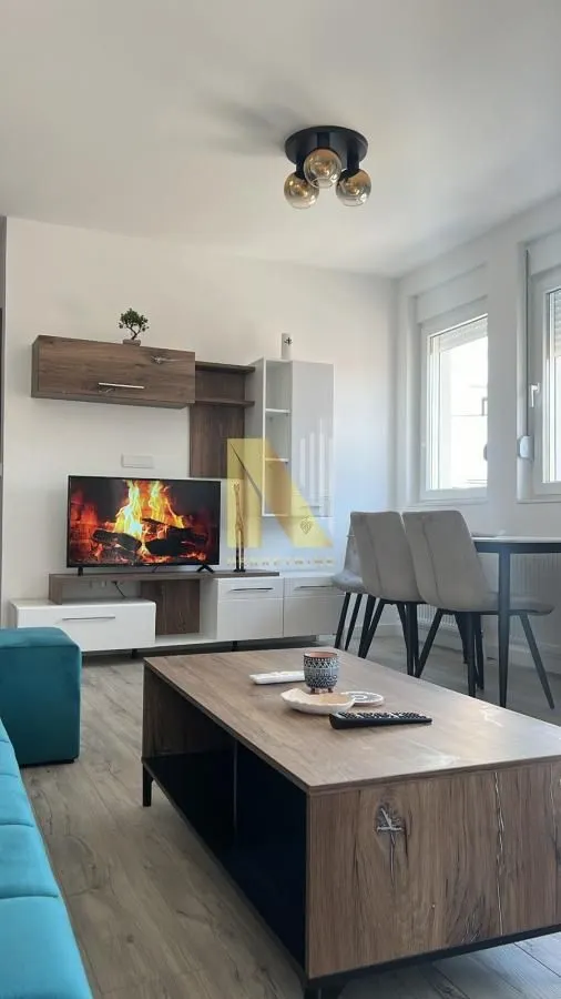 Rent, office space, 350m², Petrovaradin, Novi Sad