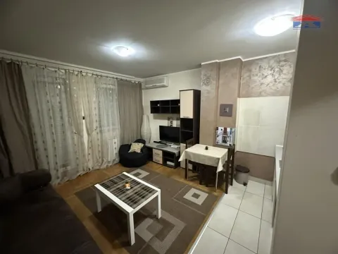 Rent, studio apartment, 28m², Cara Dušana, Novi Sad Sve Podlokacije - image 3
