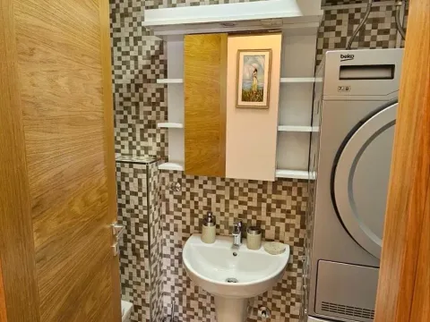 Rent, two bedroom apartment, 64m², City Kvart, Podgorica - image 9