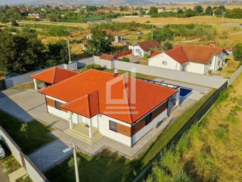 Prodaja, kuća, 200m², Podgorica, Crna Gora - image 36