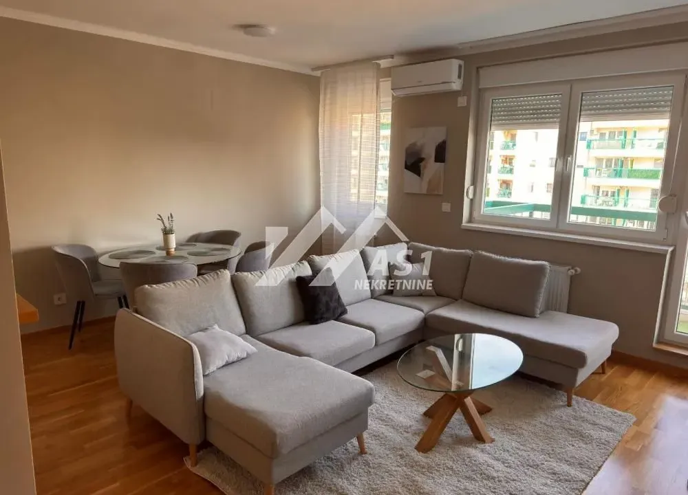 Izdavanje, trosoban stan, 70m², Jugovićevo, Novi Sad Sve Podlokacije