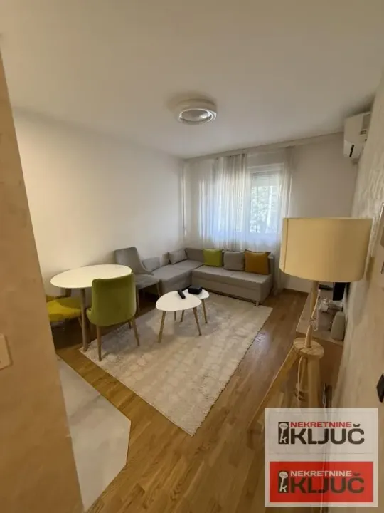 Prodaja, jednosoban stan, 31m², Petrovaradin, Novi Sad