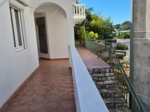 Prodaja, kuća, 403m², Petrovac, Budva - image 9