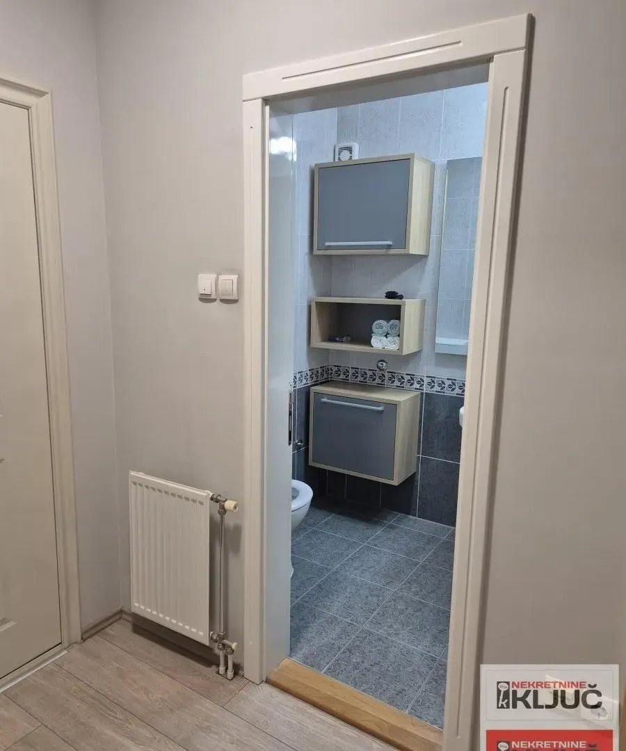 Prodaja, četvorosoban stan, 119m², Nova Detelinara, Novi Sad Sve Podlokacije