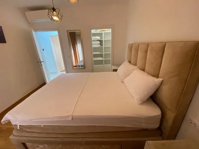 Rent, apartment, 56m², Tivat, Crna Gora