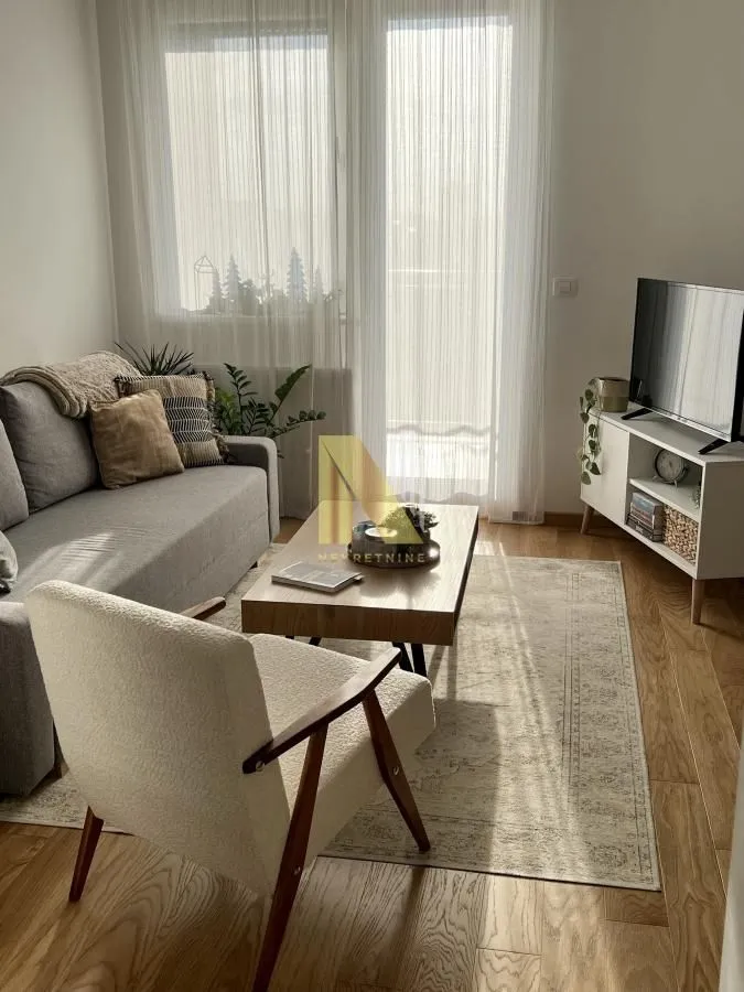 Izdavanje, dvosoban stan, 45m², Podbara, Novi Sad Sve Podlokacije