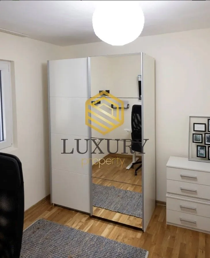 Izdavanje, kuća, 111m², Lastva Grbaljska, Kotor