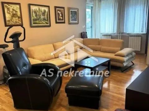 Izdavanje, trosoban stan, 80m², Novi Beograd Sve Podlokacije, Beograd - image 2