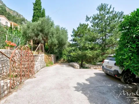 Sale, house, 174m², Muo, Kotor - image 41