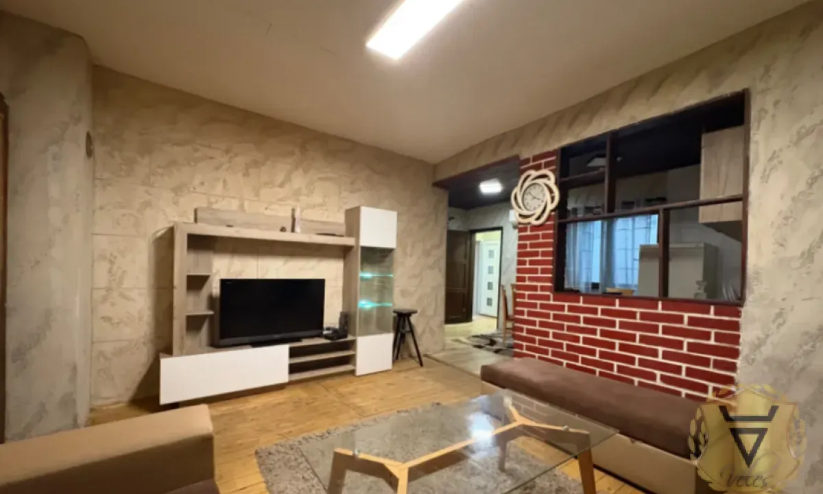 Izdavanje, trosoban stan, 80m², Zvezdara Sve Podlokacije, Beograd