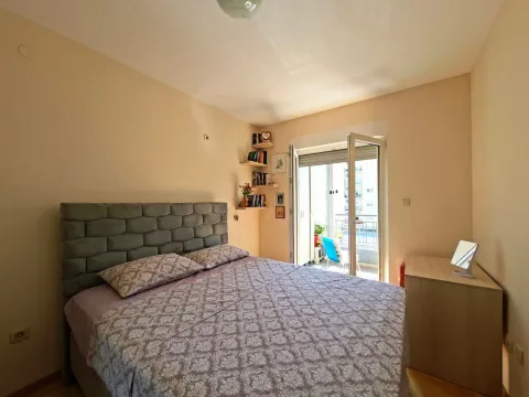 Rent, one bedroom apartment, 45m², Pobrežje, Podgorica - image 4
