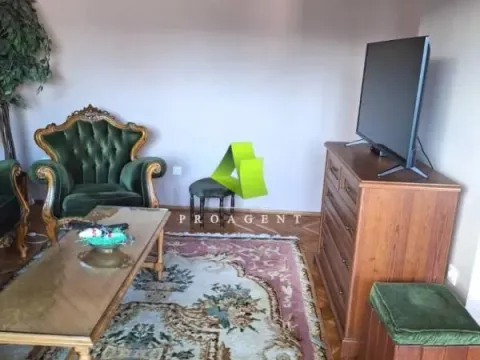 Izdavanje, trosoban stan, 120m², Centar, Niš - image 8