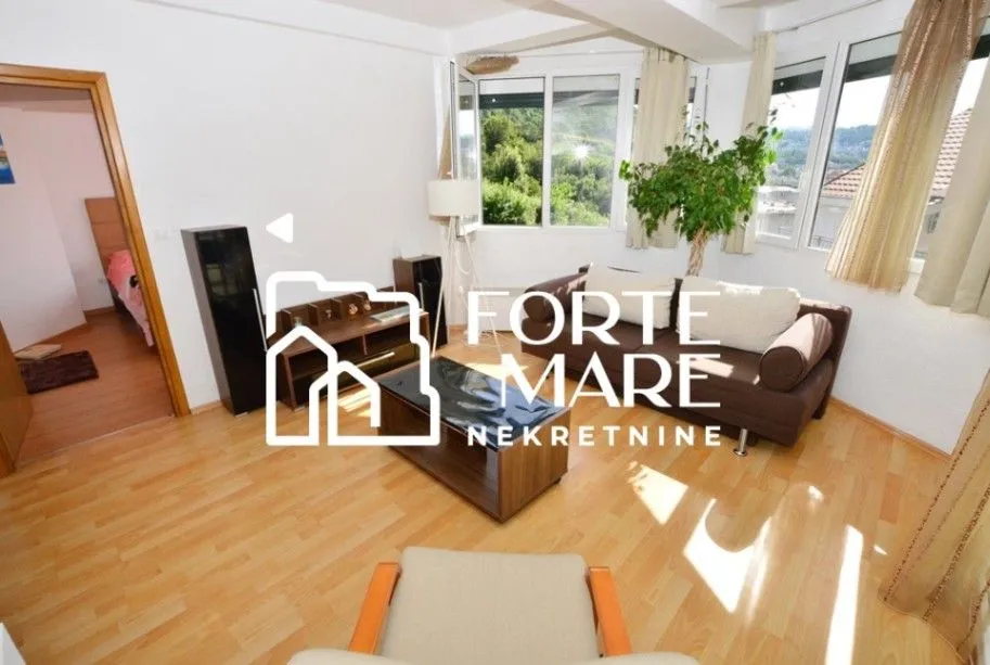 Prodaja, dvosoban stan, 71m², Igalo, Herceg Novi