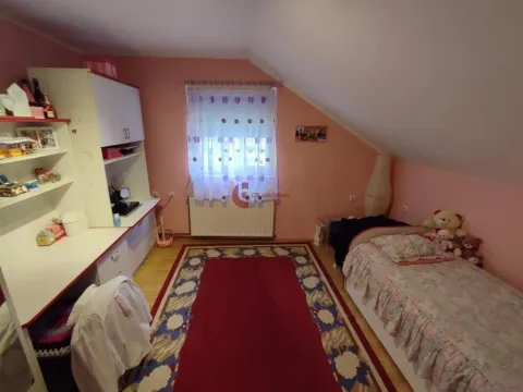 Prodaja, kuća, 224m², Dudova Šuma, Subotica - image 28