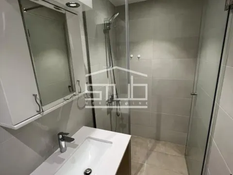 Izdavanje, četvorosoban stan, 88m², Savski Venac, Beograd - image 14
