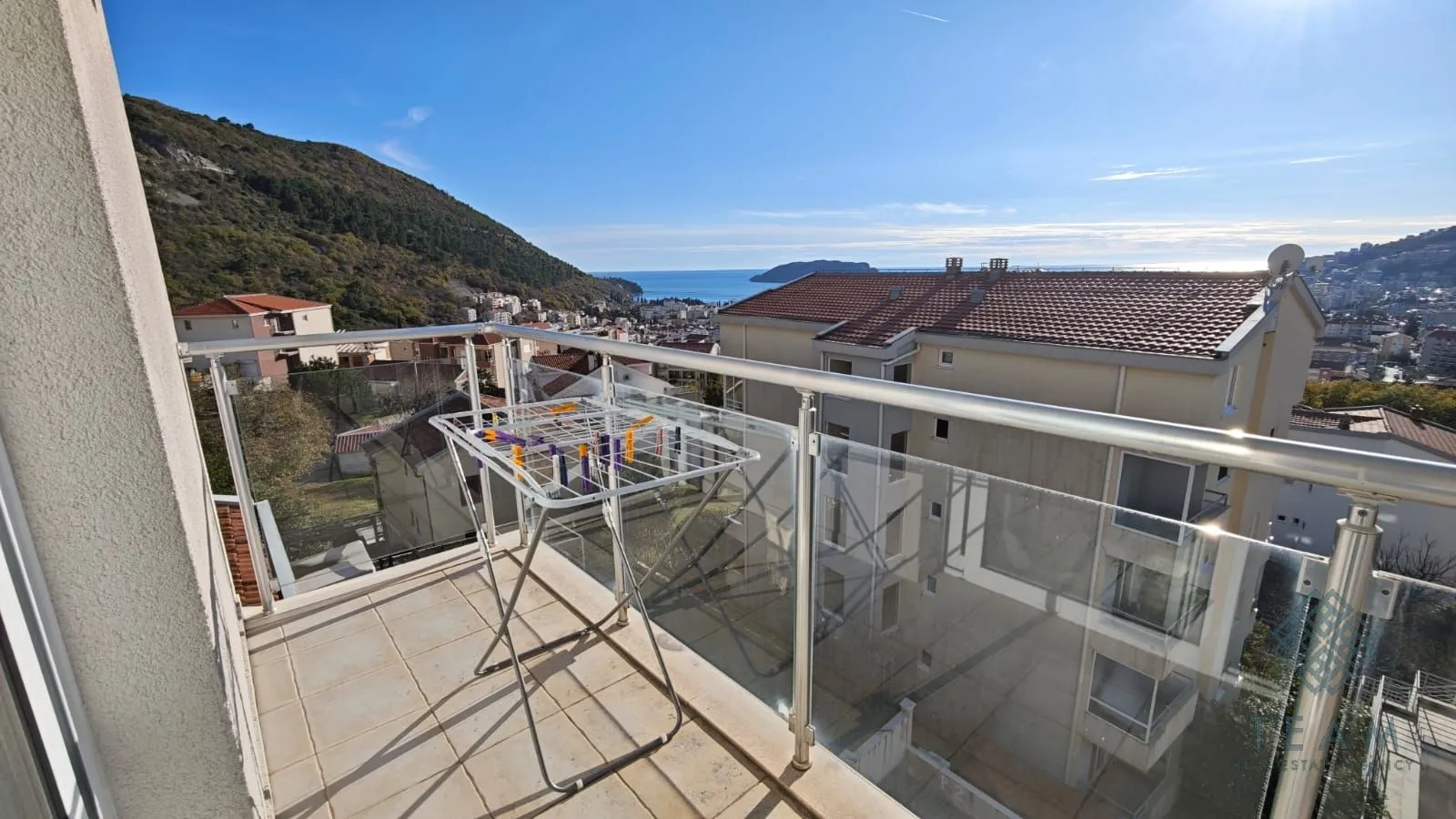 Sale, one bedroom apartment, 61m², Lazi, Budva