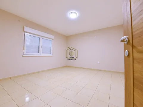 Sale, house, 122m², Golubovci, Podgorica - image 9