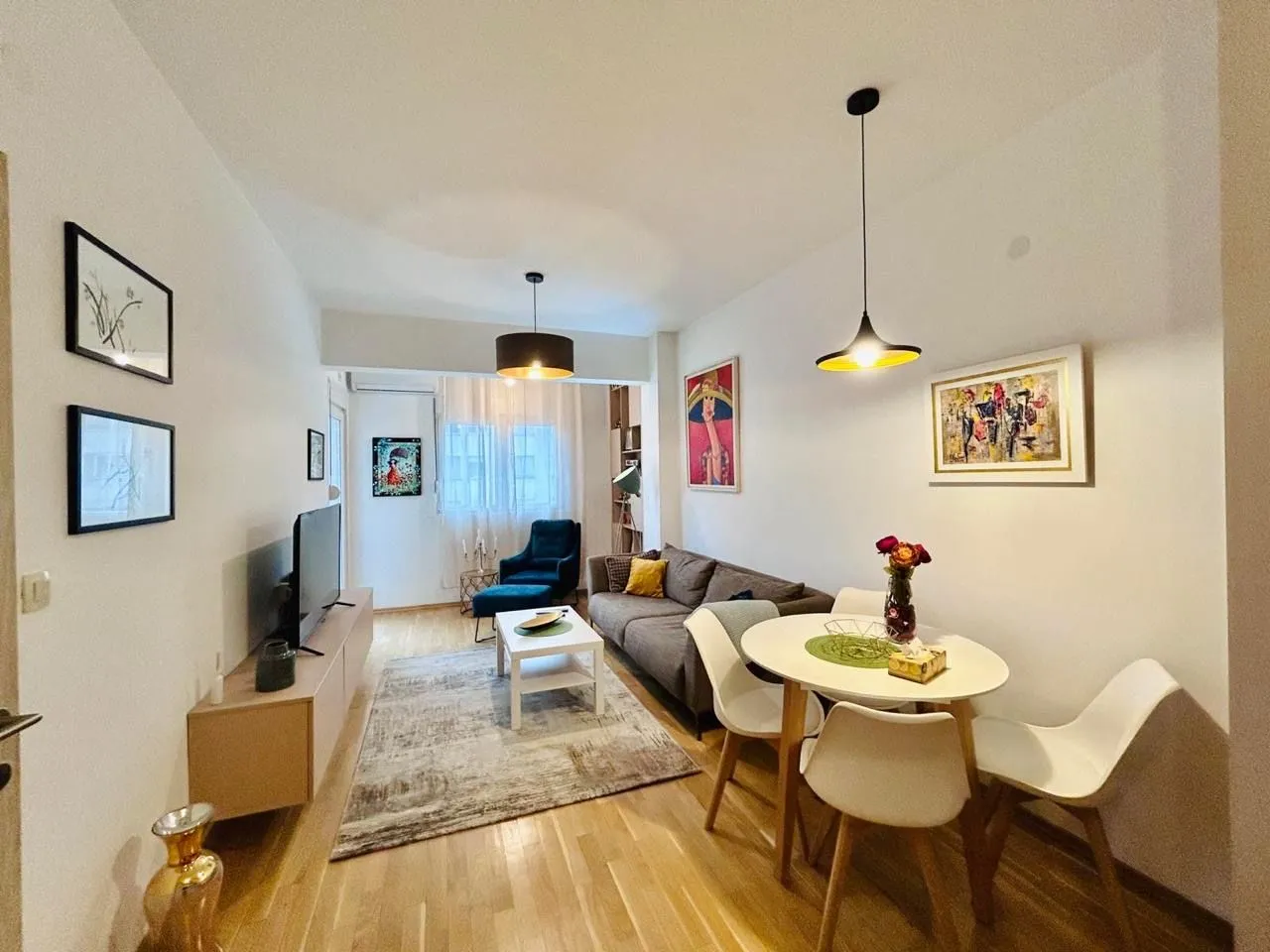 Izdavanje, jednosoban stan, 46m², Blok 6, Podgorica