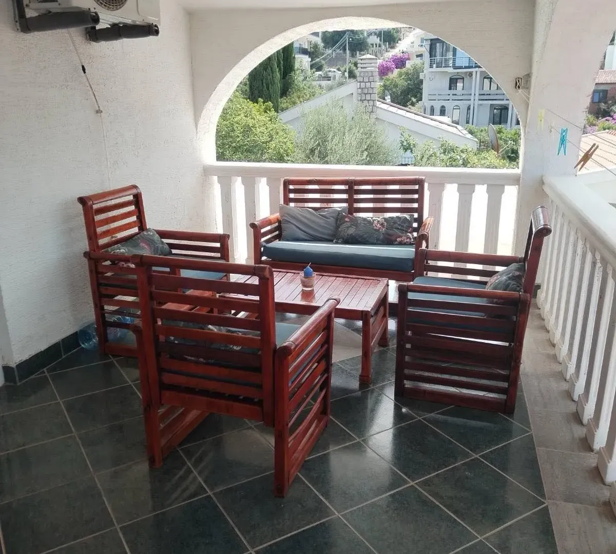 Sale, house, 400m², Bar, Crna Gora