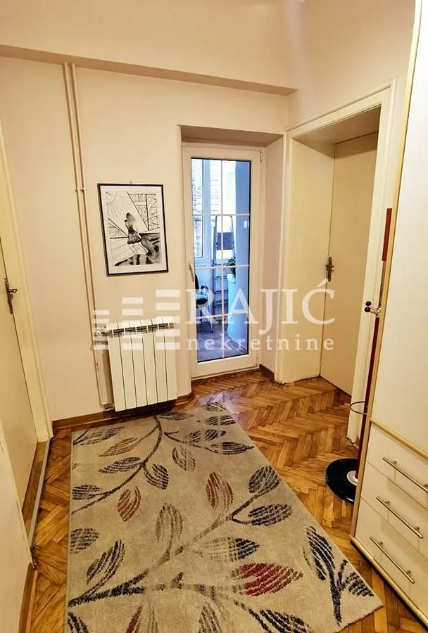 Rent, three bedroom apartment, 58m², Vračar Hram, Vračar Sve Podlokacije