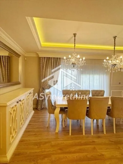 Rent, apartment, 215m², Savski Venac, Beograd