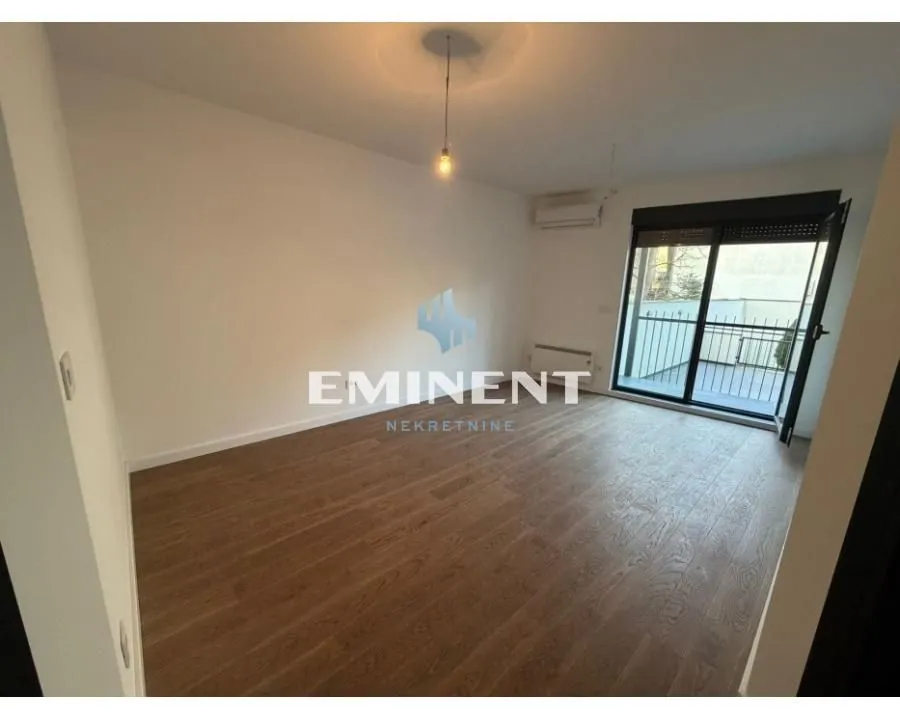 Sale, apartment, 60m², Cvetkova Pijaca, Zvezdara Sve Podlokacije